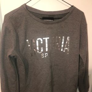 Victoria sport crop crew neck